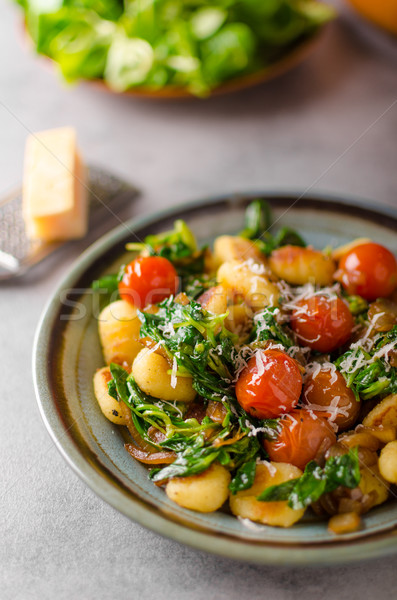 Foto stock: Espinafre · alho · tomates · foto · publicidade · comida