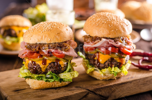 Stock foto: Hausgemachte · Rindfleisch · burger · Zwiebel · Speck · Bier