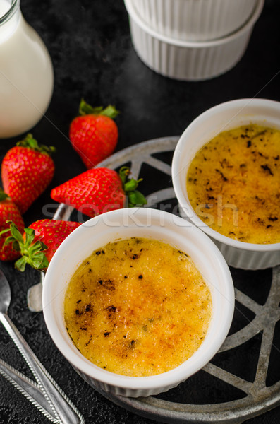 Delicious Creme brulee Stock photo © Peteer