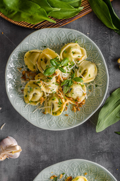 Stockfoto: Gevuld · tortellini · knoflook · spinazie · ui