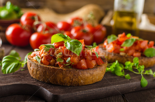 İtalyan bruschetta domates sarımsak otlar Stok fotoğraf © Peteer
