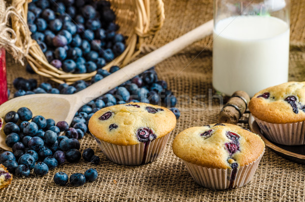 Mirtillo muffins latte jam basket completo Foto d'archivio © Peteer