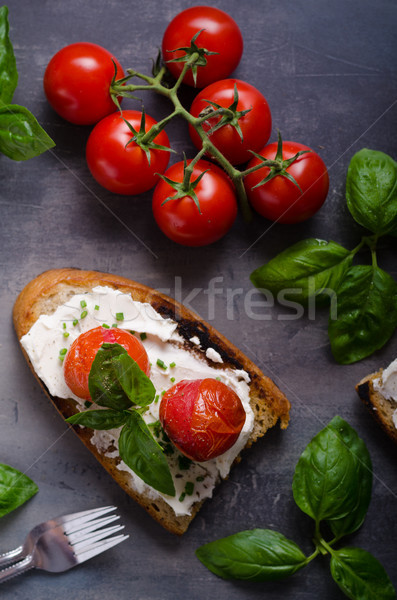 Pan queso tomate frescos albahaca Foto stock © Peteer