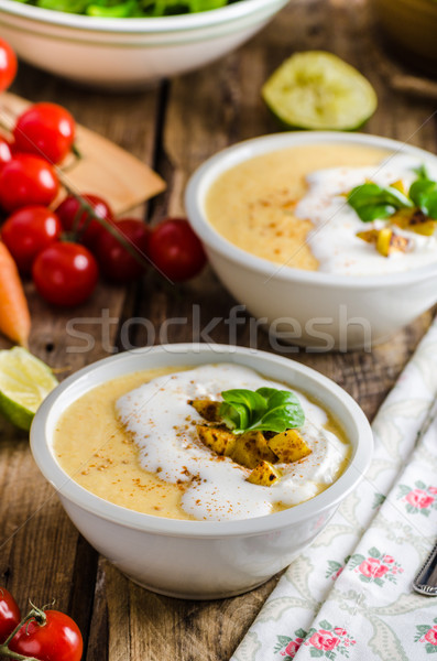 Stock foto: Cremig · Sellerie · Suppe · hausgemachte · Schlagsahne · gebacken