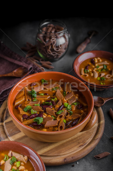 Paste supă alimente fotografie simplu lemn Imagine de stoc © Peteer