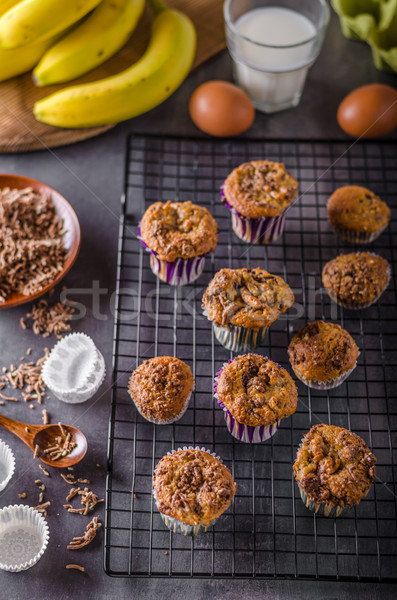 Banán teljes kiőrlésű muffinok egészséges finom csokoládé Stock fotó © Peteer
