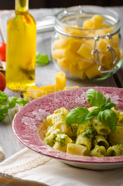 Pesztó finom bazsalikom olívaolaj diók parmezán Stock fotó © Peteer