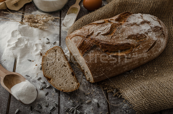 [[stock_photo]]: Rustique · pain · savoureux · croustillant · maison · alimentaire