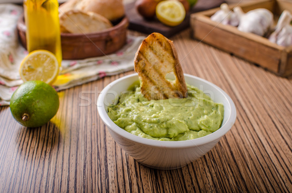 Stockfoto: Avocado · basilicum · pesto · toast · vers · knoflook