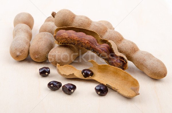 Foto stock: Secas · frutas · sementes · madeira · um · abrir