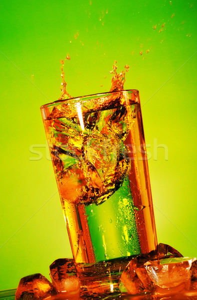 Soda Glas gelb Hintergrund Eis Stock foto © PetrMalyshev