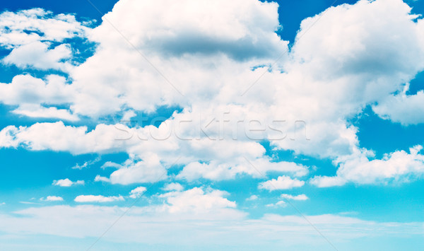 Gyönyörű felhőkép kék ég napos idő természet tájkép Stock fotó © PetrMalyshev