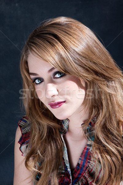 [[stock_photo]]: Belle · femme · sincère · visage · jeune · femme · lèvres · rouges