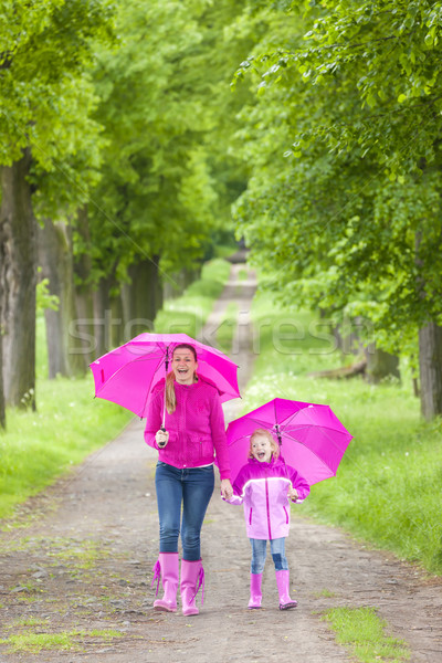 Zdjęcia stock: Matka · córka · parasole · wiosną · aleja · kobieta