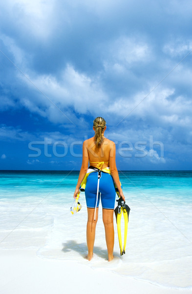 Yaz tatili su kadın deniz spor tek başına Stok fotoğraf © phbcz