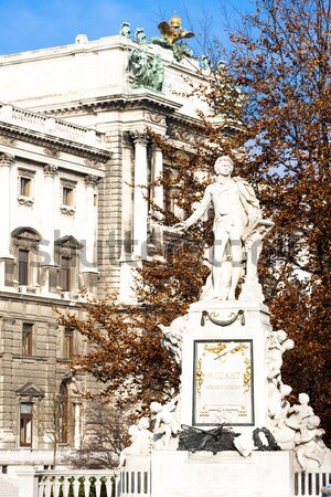 雕像 宮殿 花園 維也納 奧地利 城市 商業照片 © phbcz