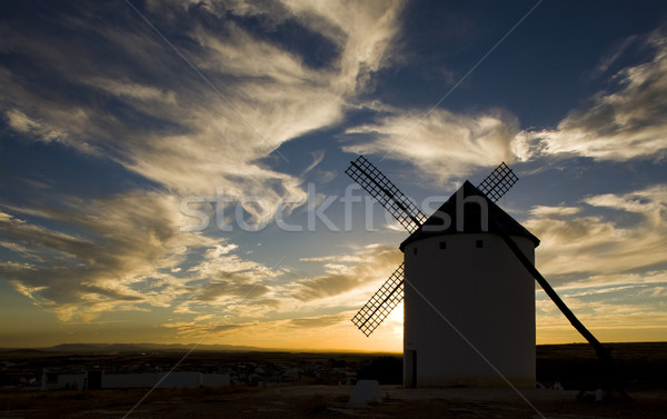 Moinho de vento pôr do sol Espanha silhueta europa moinho Foto stock © phbcz