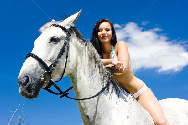 Paardenrug vrouw paard bikini ontspannen Stockfoto © phbcz