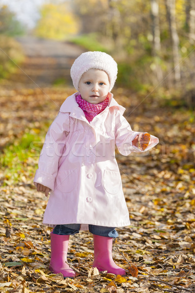 Bambina indossare stivali di gomma natura ragazza Foto d'archivio © phbcz