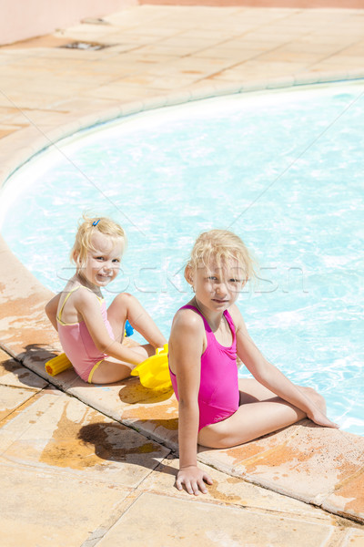 Nina sesión piscina nina nino verano Foto stock © phbcz