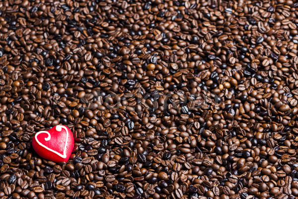 Ancora vita chicchi di caffè marzapane cuore alimentare rosso Foto d'archivio © phbcz