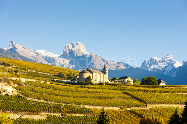 Foto stock: Abaixo · igreja · região · edifício · natureza · viajar