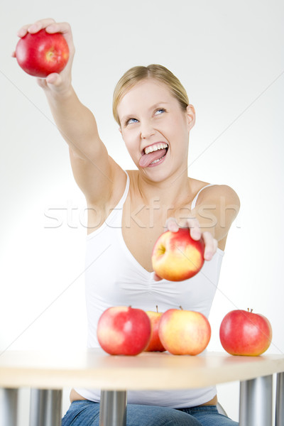 Femeie mere sănătate fructe tineri singur Imagine de stoc © phbcz