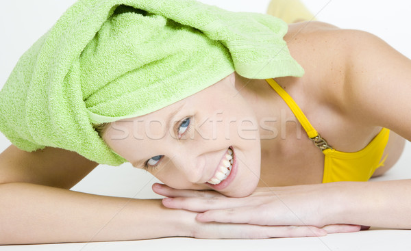 Portret kobieta ręcznik głowie piękna młodych Zdjęcia stock © phbcz