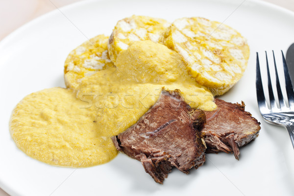 Polędwica krem tablicy mięsa posiłek naczyń Zdjęcia stock © phbcz