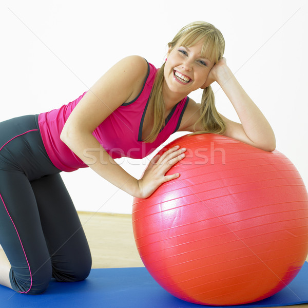 Stockfoto: Vrouw · sport · bal · jonge · opleiding · alleen