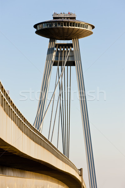 Nuevos puente Bratislava Eslovaquia Foto stock © phbcz