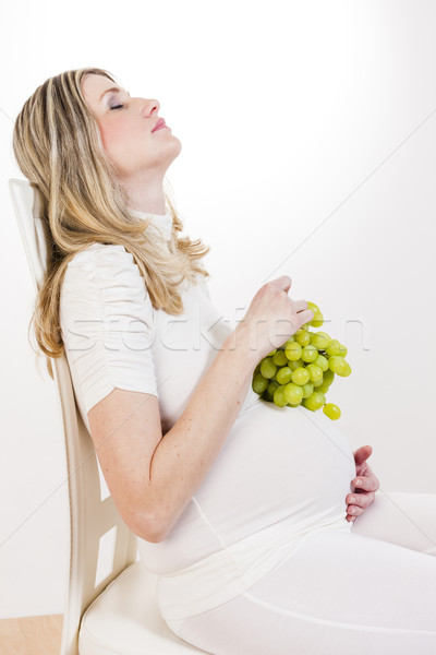 Portré terhes nő tart köteg szőlő nők Stock fotó © phbcz