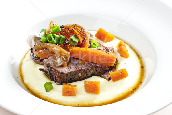 Gulasz wołowy marchew ziemniaki mięsa posiłek naczyń Zdjęcia stock © phbcz