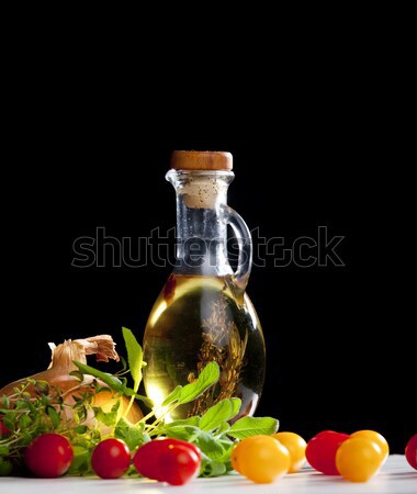 Legume natura moarta ulei de măsline alimente interior ierburi Imagine de stoc © phbcz