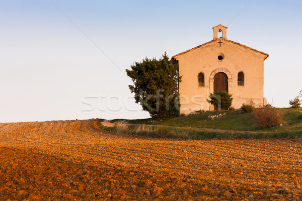 Capela câmp platou Franta constructii arhitectură Imagine de stoc © phbcz
