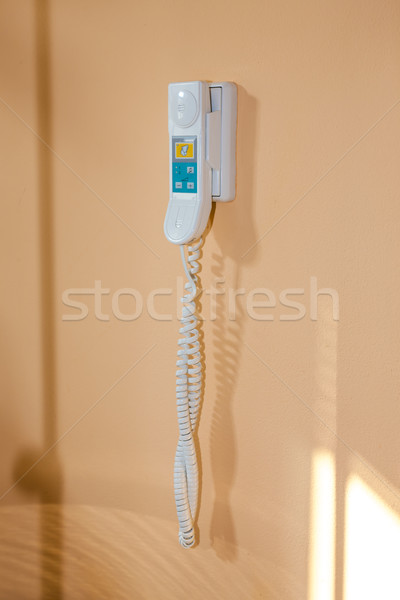 Telefon kismama kórház telefon billentyűzet hívás Stock fotó © phbcz