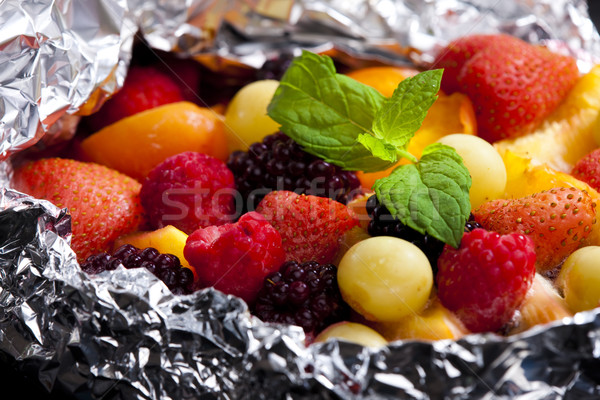 Quente salada de frutas fruto saúde interior salada Foto stock © phbcz