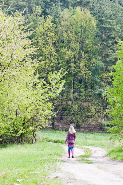 Frau tragen Gummistiefel Frühling Natur Frauen Stock foto © phbcz