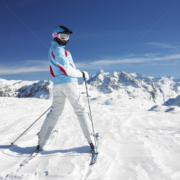 Frau Skifahrer Alpen Berge Frankreich Sport Stock foto © phbcz