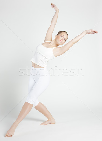 Balletdanser vrouw dans ballet jonge opleiding Stockfoto © phbcz