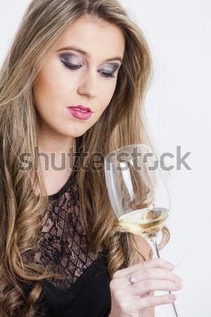 Portrait jeune femme potable vin rouge femme noir [[stock_photo]] © phbcz