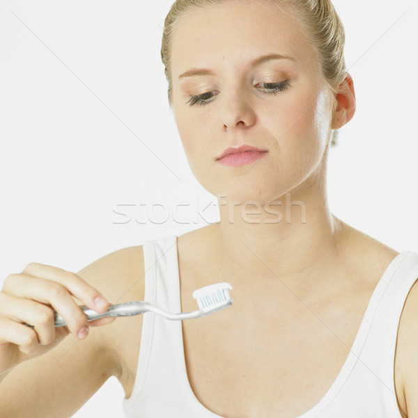 Stockfoto: Vrouw · tandenborstel · vrouwen · portret · tanden · vrouwelijke