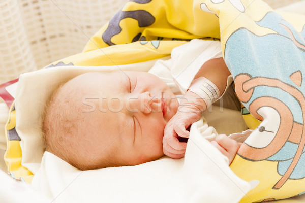 Retrato recién nacido maternal hospital nina Foto stock © phbcz