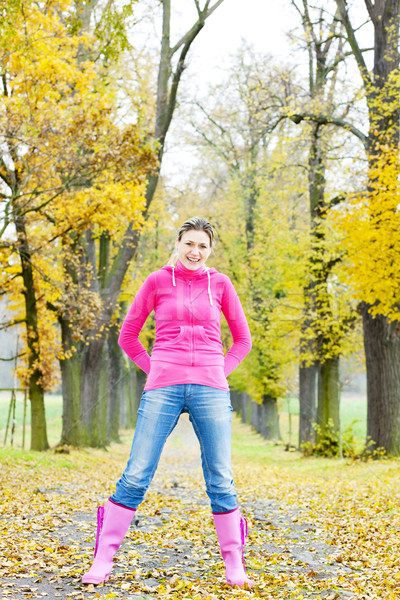 Mujer callejón femenino caída estilo Foto stock © phbcz