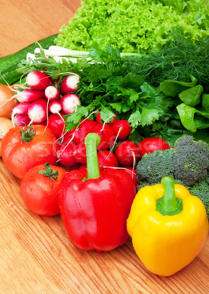 świeże warzywa drewniany stół wody czerwony warzyw Zdjęcia stock © Photocrea