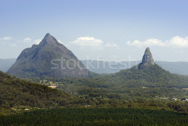 Hegyek Queensland Ausztrália napsütés part népszerű Stock fotó © photohome