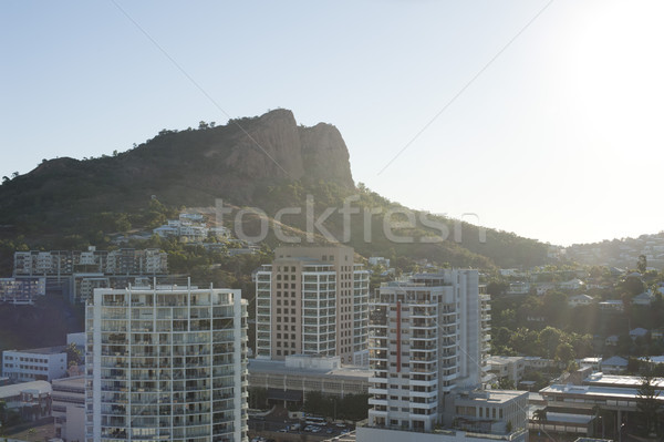 Modern toronyház épületek Queensland kilátás hegycsúcs Stock fotó © photohome