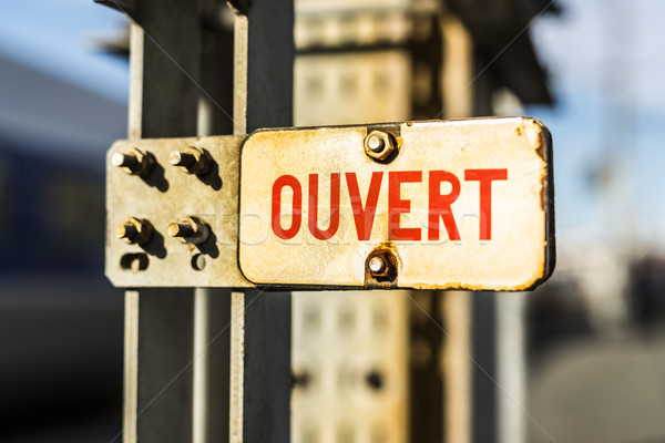 металл ржавые знак открытых французский закат Сток-фото © Photooiasson