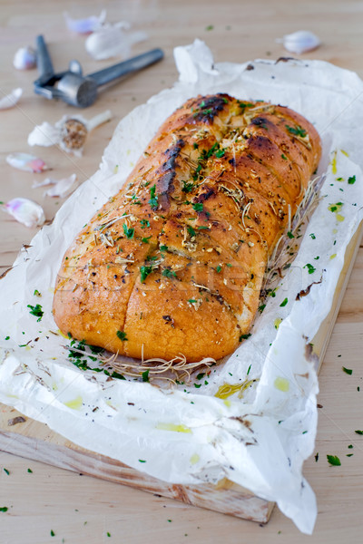 Házi készítésű fokhagymás kenyér rusztikus cipó kenyér étel Stock fotó © Photooiasson