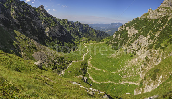 [[stock_photo]]: Vallée · montagnes · alpine · paysage · vaste · vert